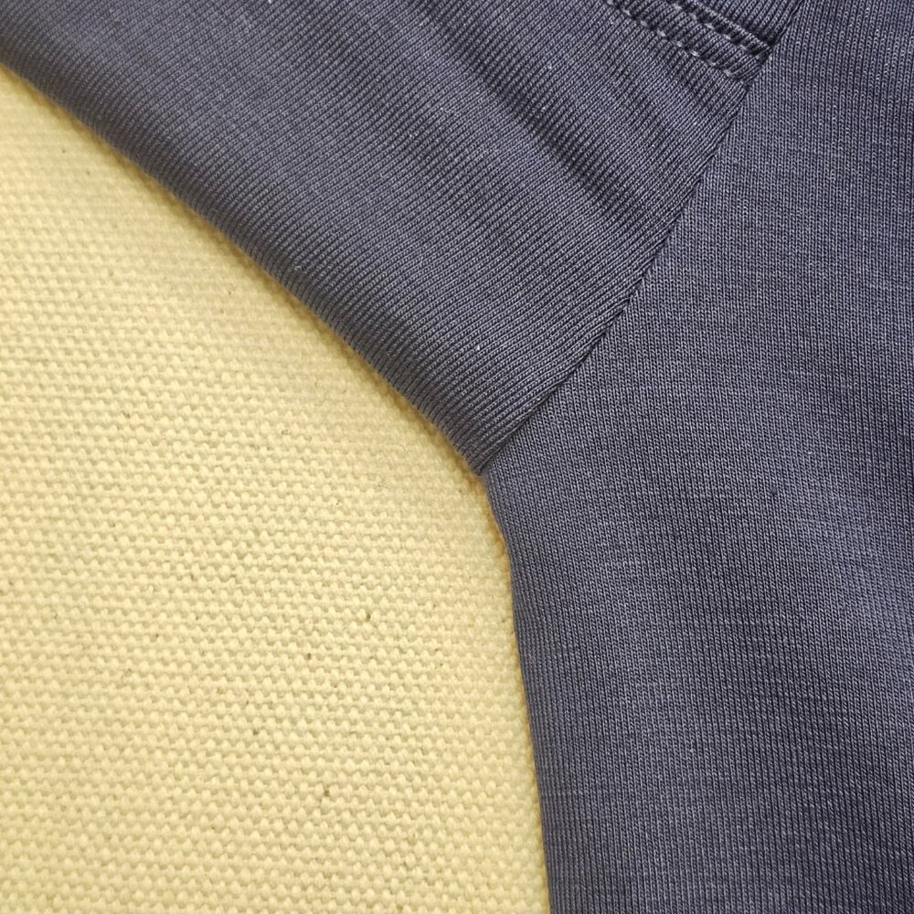 Lululemon Athletica Fundamental Pocket Tee XL - Picture 4 of 4